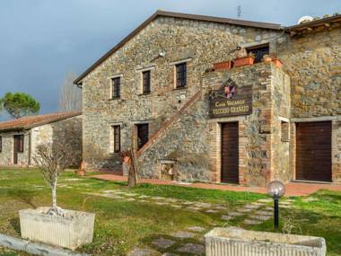Rustic Cottage in Magione with Swimming Pool