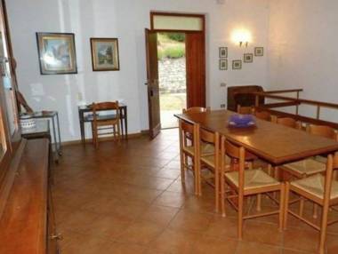 Quaint Holiday Home in Magione with Garden