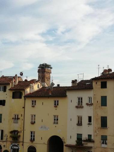 Micheli Suite Anfiteatro Square