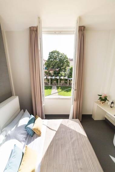 LUCUS Exclusive Bed and Breakfast