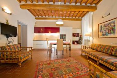 Lucca Rental Holiday Apartment