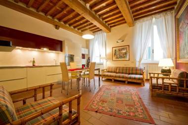 Lucca Rental Holiday Apartment