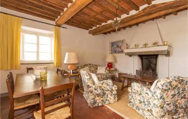 Amazing home in San Martino in Vignale with Outdoor swimming pool WiFi and 3 Bedrooms