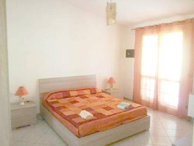 2 bedrooms appartement at Lotzorai 800 m away from the beach with enclosed garden and wifi