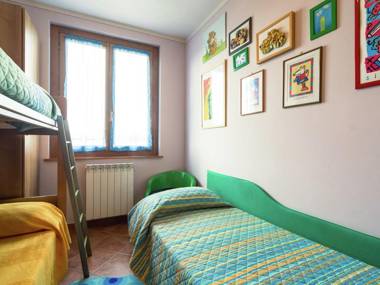 Lovely Villa in Loro Ciuffenna with Swimming Pool