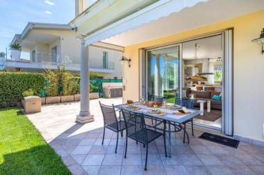 Villa Perla con piscina by Wonderful Italy