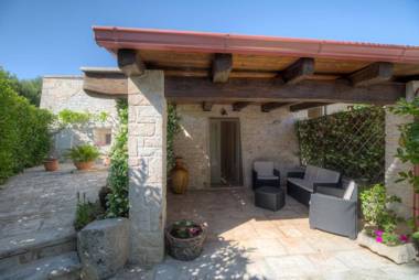 Trulli La Piazzetta by Typney