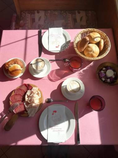 Hotel Garni Rin Da Rin