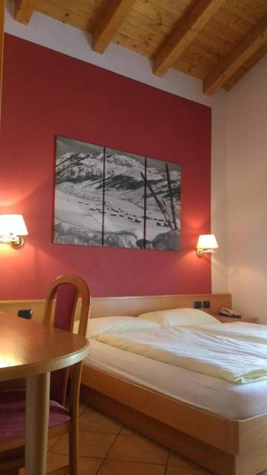 Hotel Garni Rin Da Rin