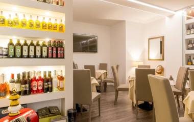 Hotel La Gardenia & Villa Oleandra