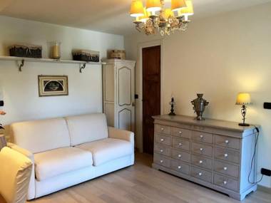 Margot House by Holiday World