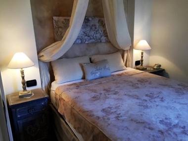 Margot House by Holiday World