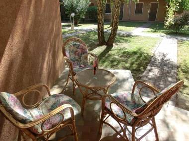 Fantastic villa on two floors with garden and swimming pool