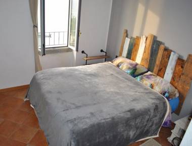 The Garden on The Lake