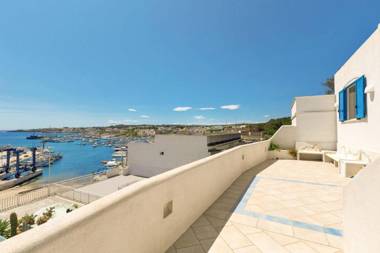 Attico del Blu by BarbarHouse