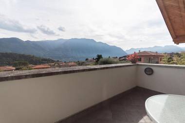 Villa 3 Olivi - sleep 5 - in Lenno