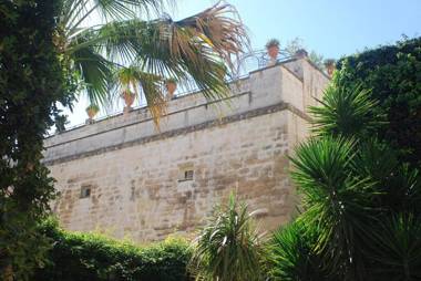 Palazzo Bozzi Corso by La Fiermontina