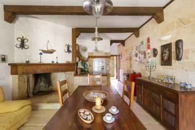 Villa Verdeoasi by BarbarHouse