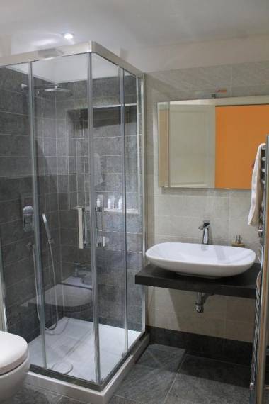 Arco Suite