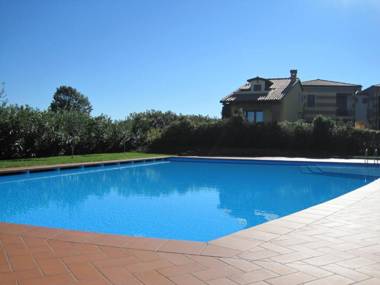 APARTMENT MIRALAGO - Regarda Travel