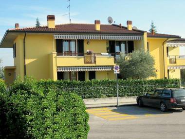 Countryside Holiday Home in Lazise near Lake Maggiore