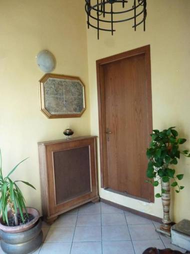 Eurotravel Bed And Car