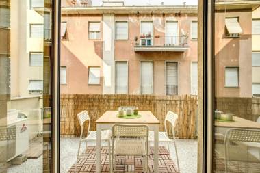 AwesHome - Cinque Terre Colors Studio