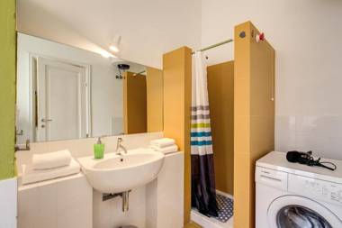 AwesHome - Cinque Terre Colors Studio