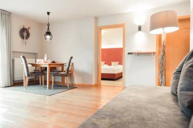 Hotel Tiefenbrunn Gardensuites & Breakfast