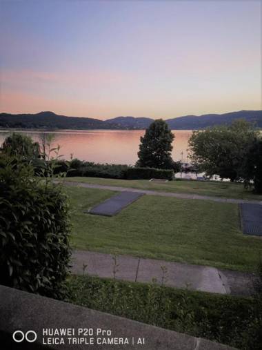 Bnbook - La casa sul Lago Maggiore