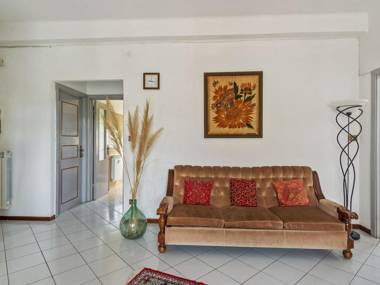 Simplistic Holiday Home in Imperia near Porto Maurizio