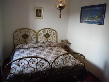 Gravedona Village House