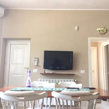 One bedroom appartement with enclosed garden and wifi at Gioia del Colle