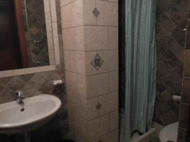 Gianni House Backpackers Hostel