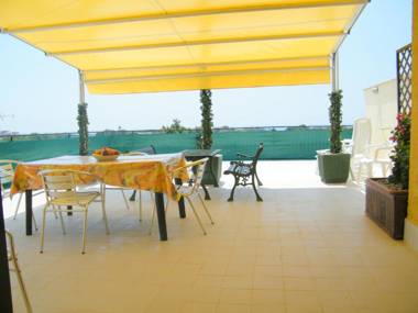 Appartamenti Calliope e Silvia Giardini Naxos