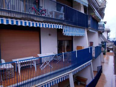 One bedroom appartement at Giardini Naxos 100 m away from the beach with sea view furnished terrace and wifi