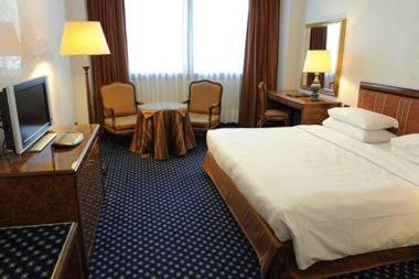 Tower Genova Airport - Hotel & Conference Center