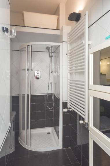 Villa Azzurra - Genova Resort Accomodations