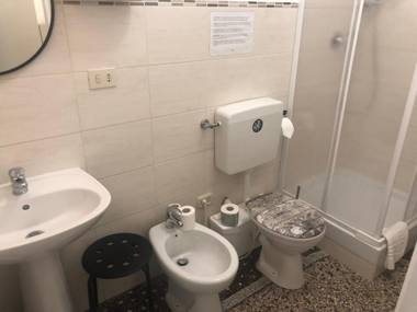 Check-Inn Rooms Genova Centro