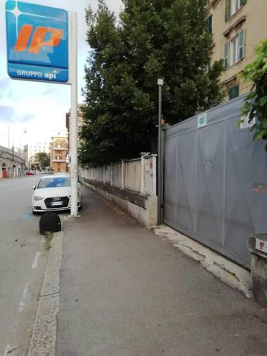 Appartamento Invrea Con Posto Macchina