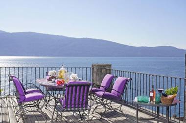 Villa Rachele: stunning luxury villa in centre Gargnano with private pool and breathtaking views