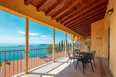 Domina Borgo degli Ulivi - Garda Lake
