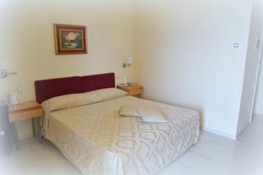 Hotel Ristorante Miralago