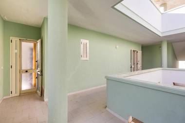 Baia Verde Apartments by BarbarHouse