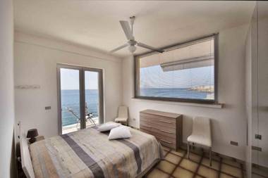 Apartment overlooking the sea with a view of old Gallipoli and the whole bay