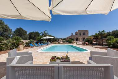 Casale Tre Petre by BarbarHouse