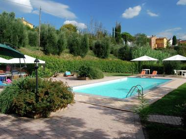 Charming holiday home between Florence and Pisa.