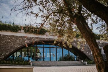 Merumalia Wine Resort