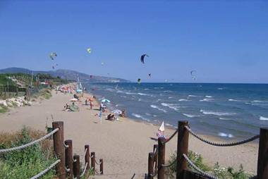 VILLA LENA 100 mt dal mare tra Terracina e Sperlonga