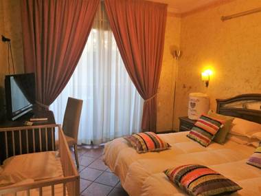 Euro House Inn Airport